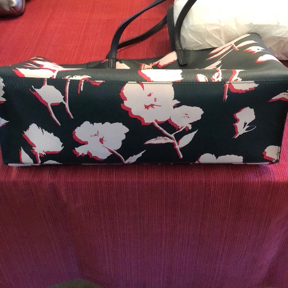 SOLD! NWT Tory Burch Floral Tote Bag -Dark Green Leather - Picture 10 of 16